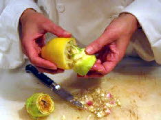 artichokes preparing clean 07 artichokes preparing clean 07